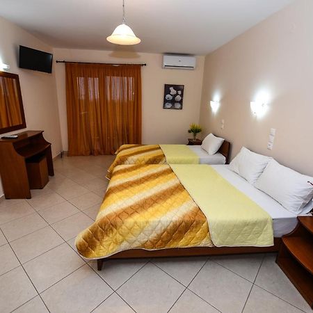 Hotel Toronto Paralía المظهر الخارجي الصورة